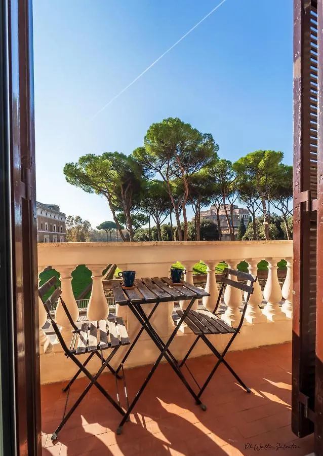 We Love Roma Guest House  Rome